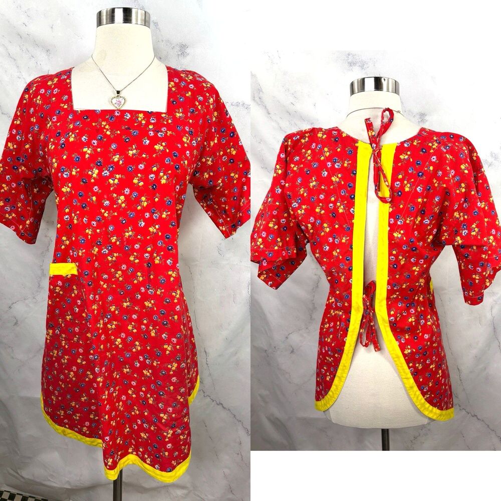 Vintage 60s 70s Smock Dress Red Floral Apron Cottagecore sz S MCM back tie